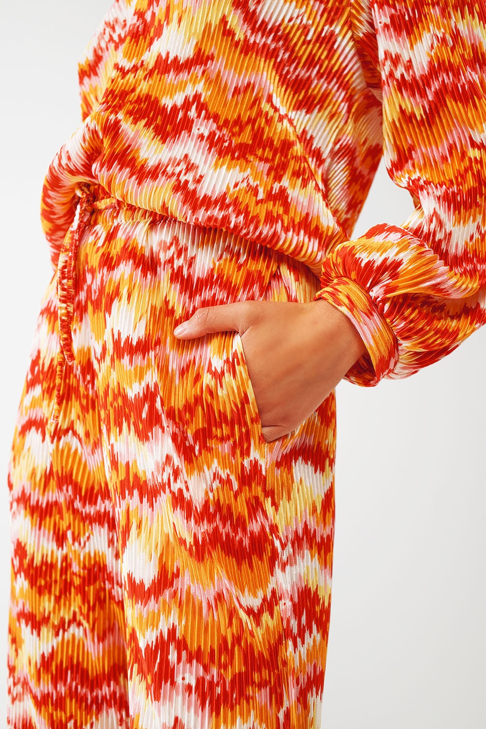 Textured Straight Leg Pants in Abstract Print - trousers