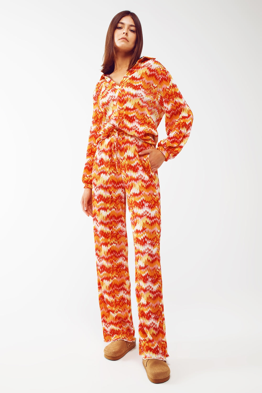 Textured Straight Leg Pants in Abstract Print - trousers