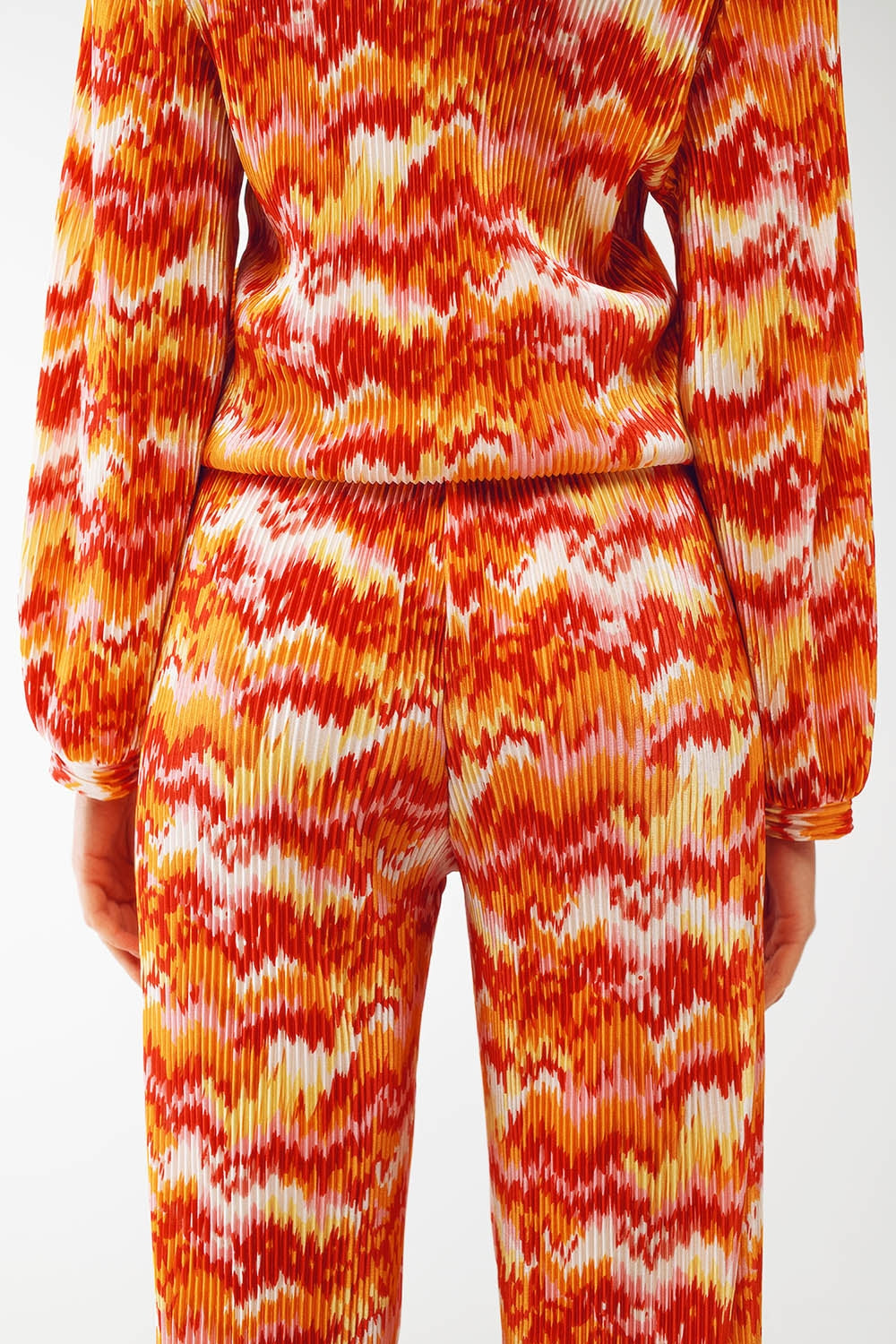 Textured Straight Leg Pants in Abstract Print - trousers