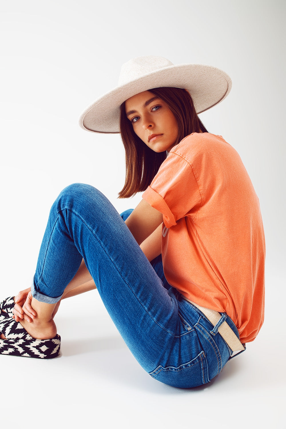 skinny jeans in mid wash - Denim