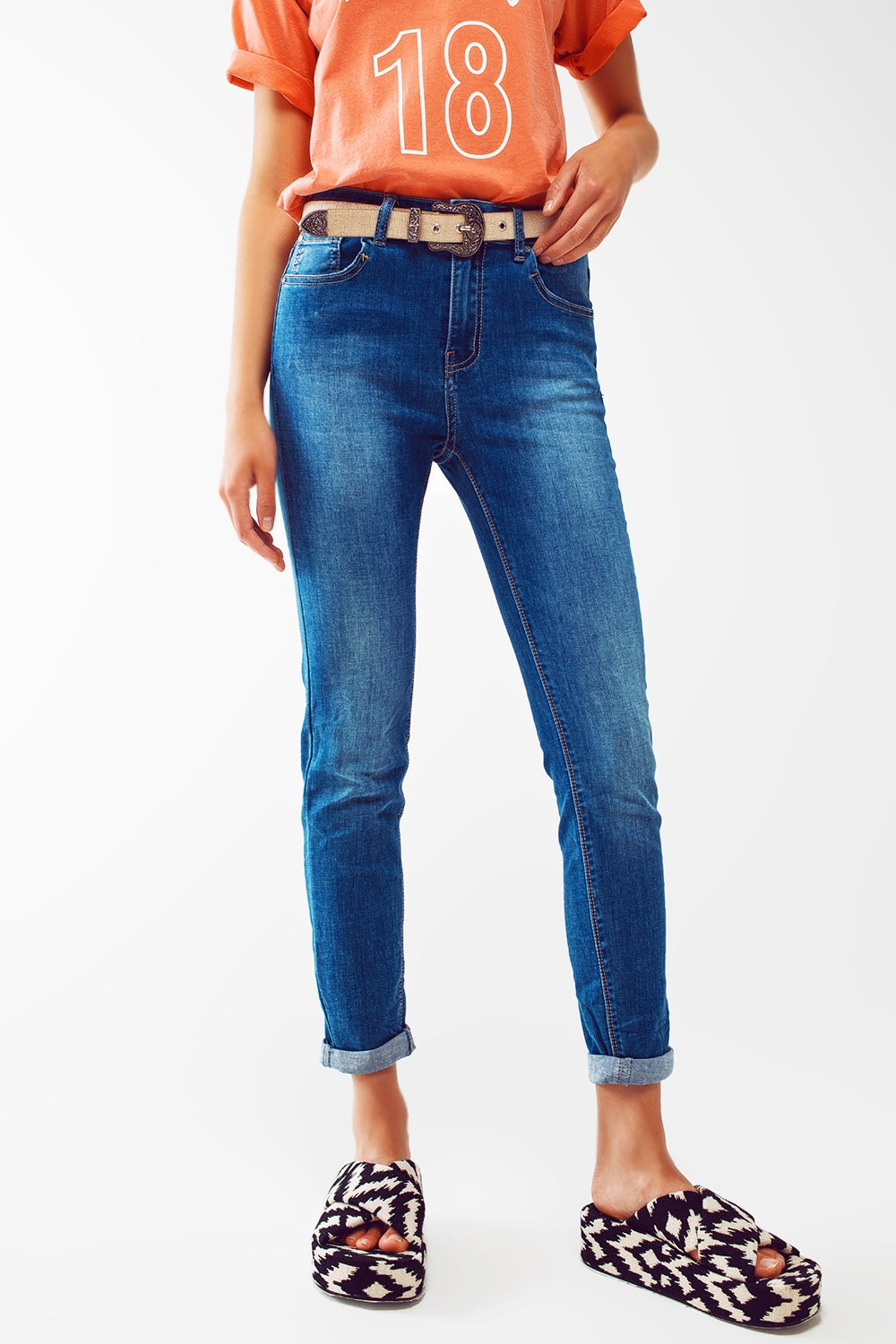 skinny jeans in mid wash - Denim