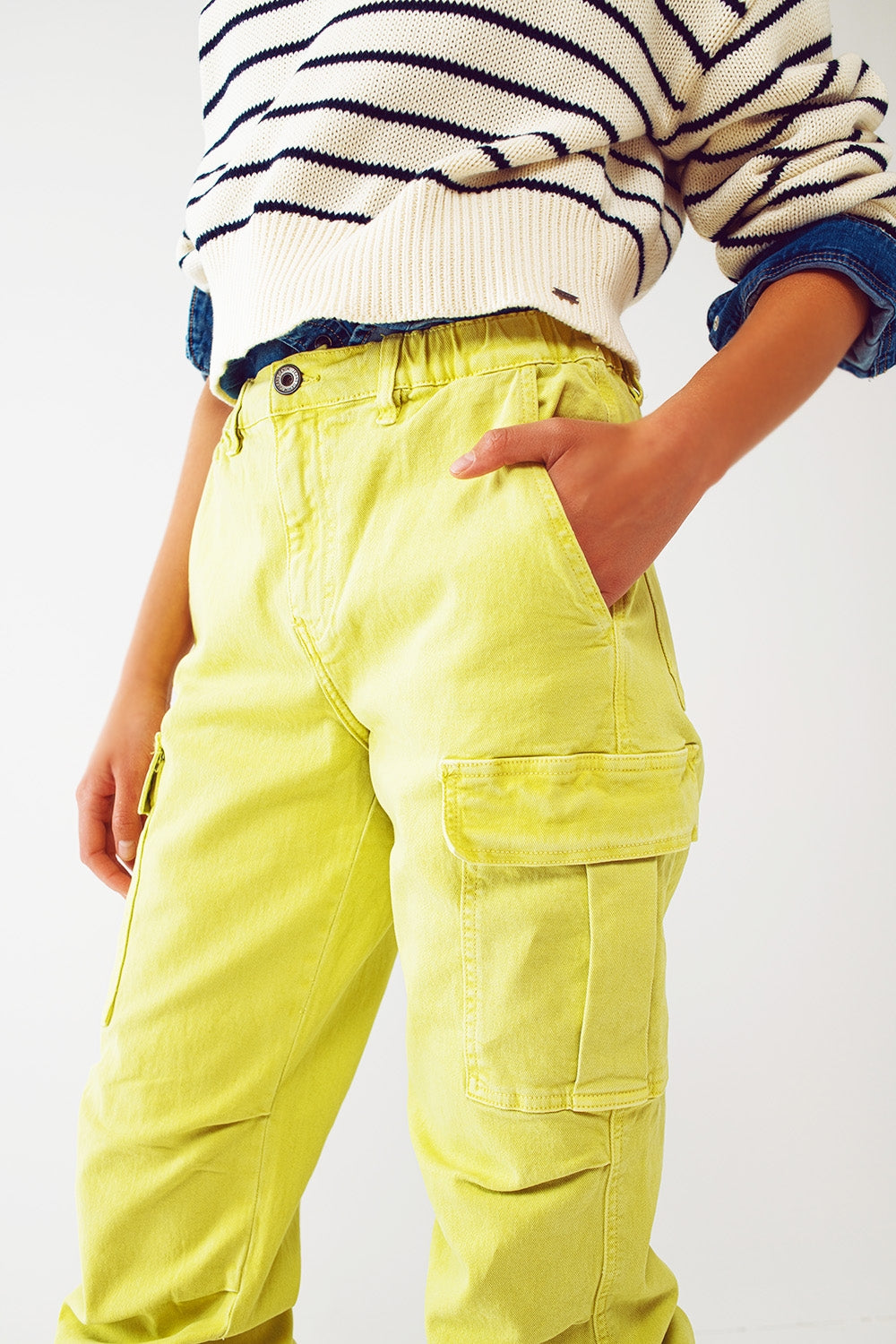 Cargo Pants with Tassel ends in lime - Coloured Jeans