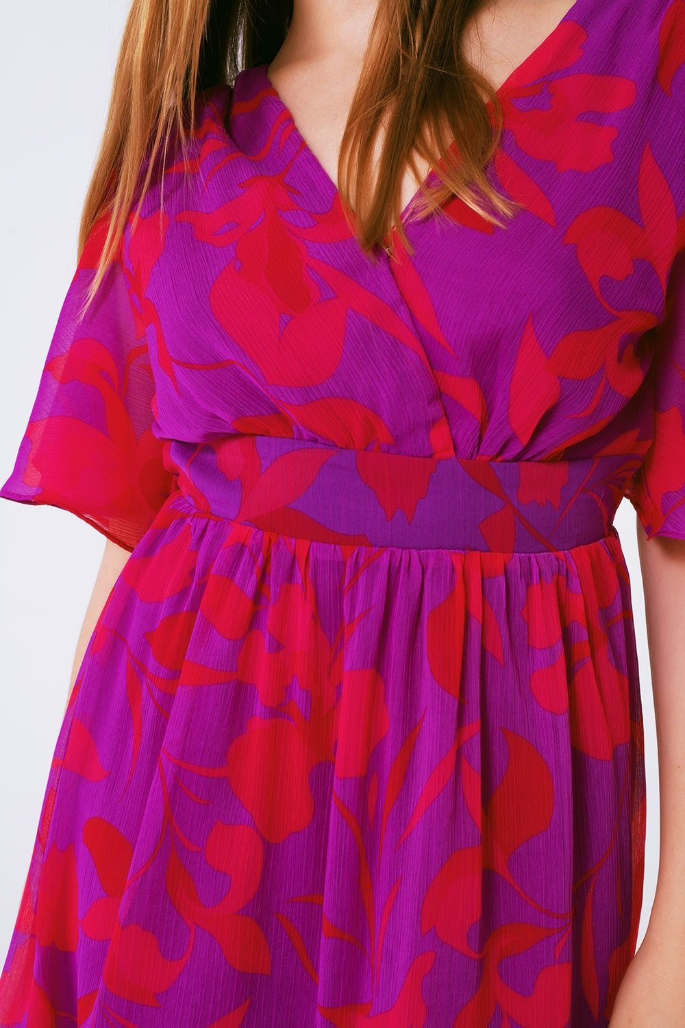short sleeve V-neck chiffon mini dress in floral print - dress