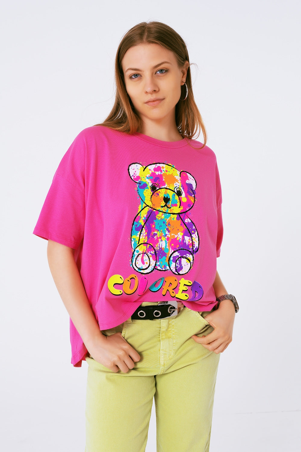 loose-fitting fuchsia T-shirt with colored bear - top