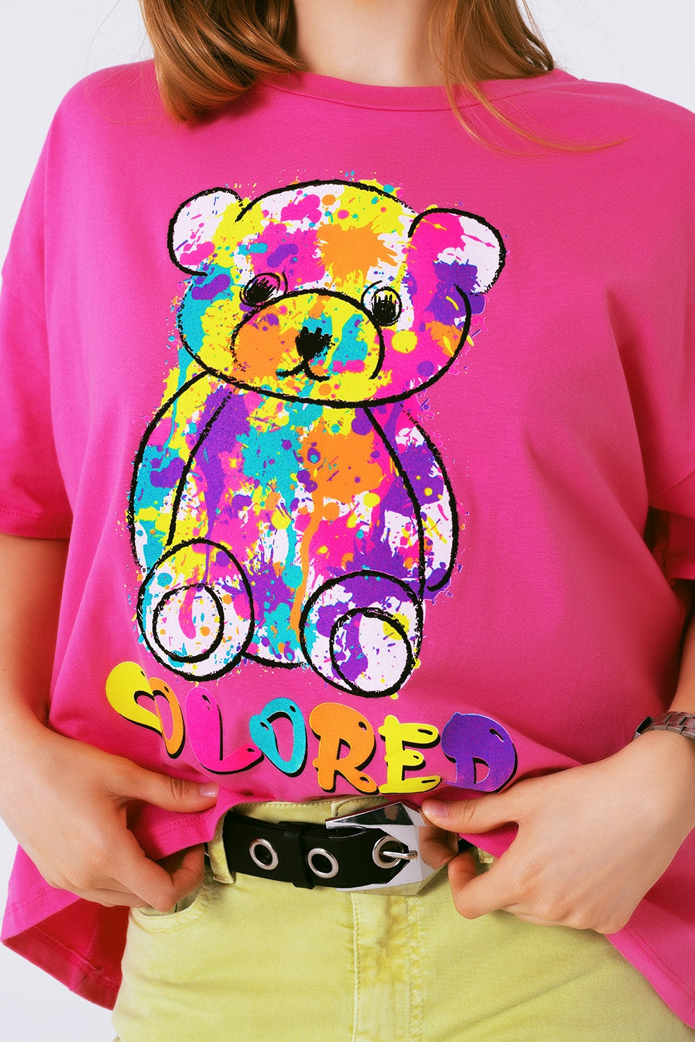 loose-fitting fuchsia T-shirt with colored bear - top