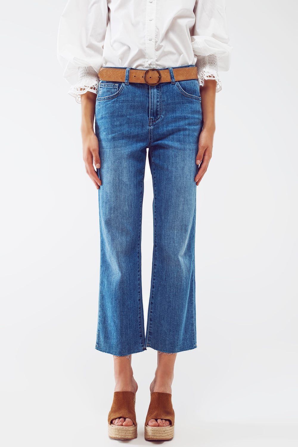 Mid Wash Straight Jeans With Raw Hem in Blue - Denim