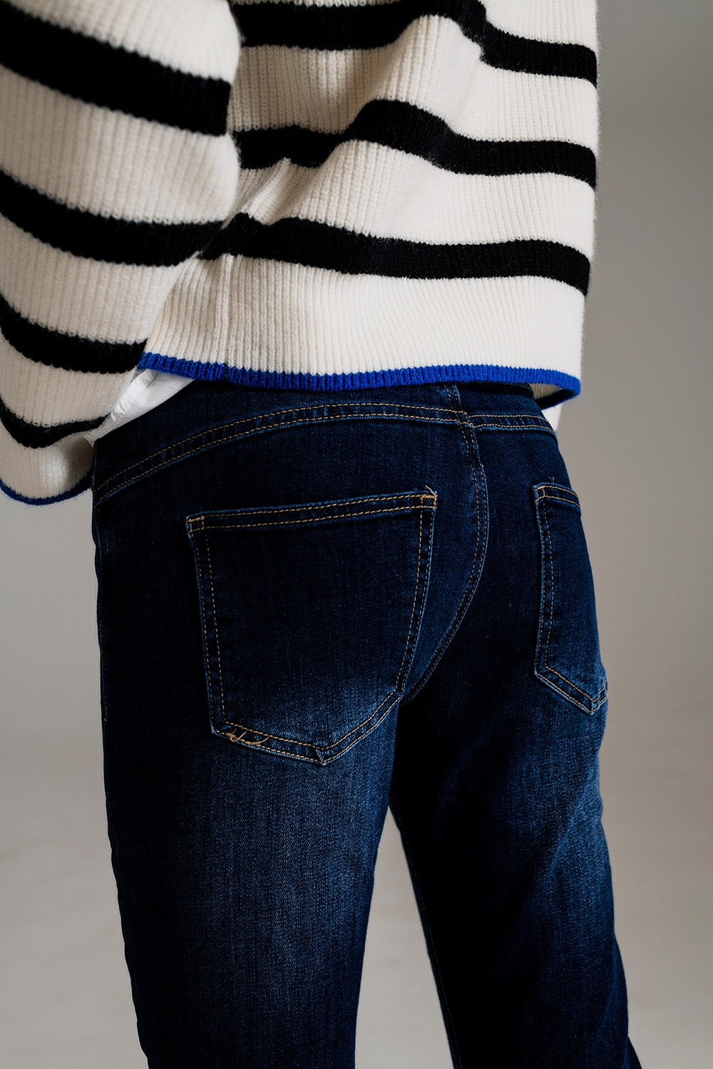Dark wash skinny jeans with elastic elastan - Denim