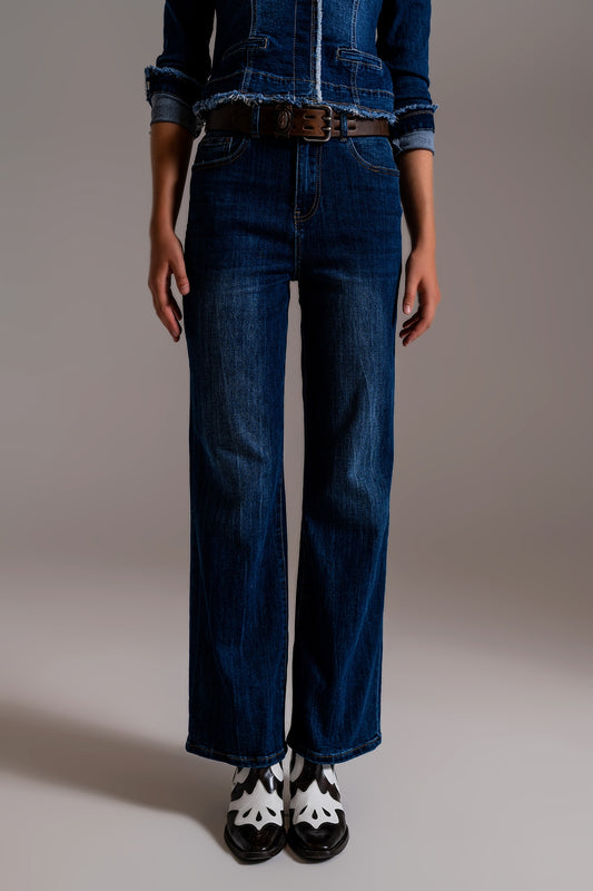 Wide Leg 70`s Jeans in Mid Wash Blue - Denim