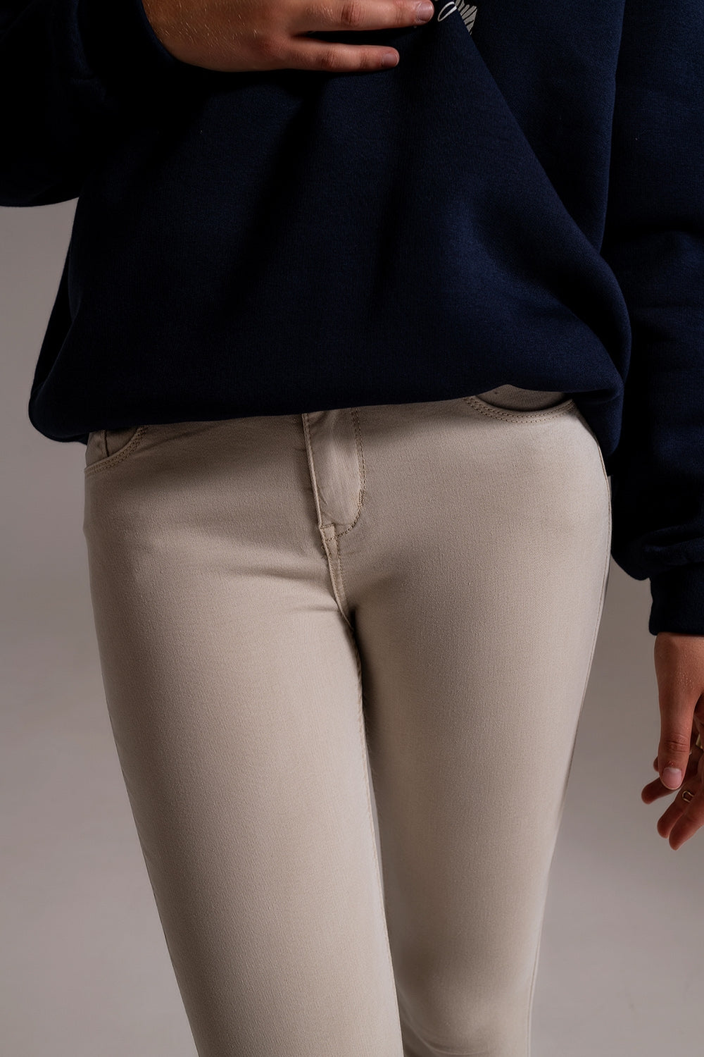 Beige ankle jeans with soft wrinkles - trousers, Coloured Jeans