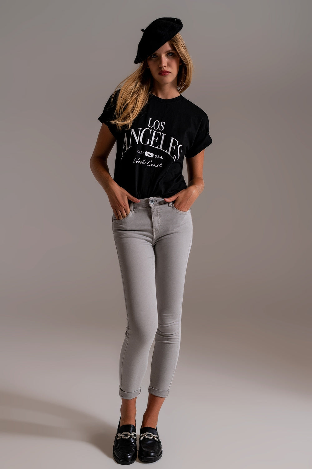 Light gray ankle jeans with soft wrinkles - Coloured Jeans