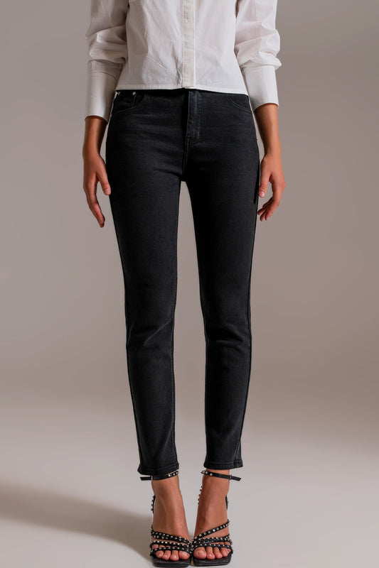 Basic Skinny Jeans in Black - Coloured Jeans
