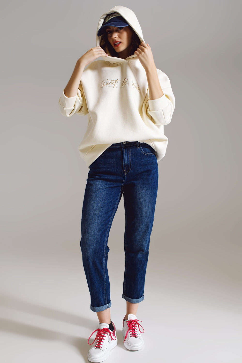 Basic Straight Jeans in Dark Wash - Denim
