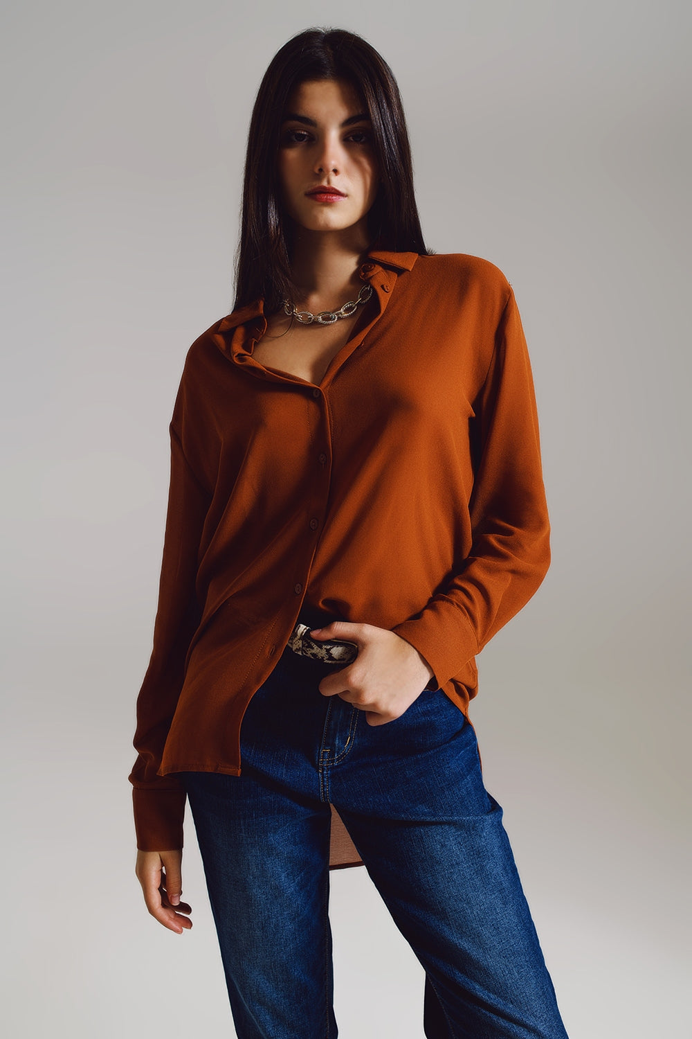 Chemisier en mousseline couleur camel