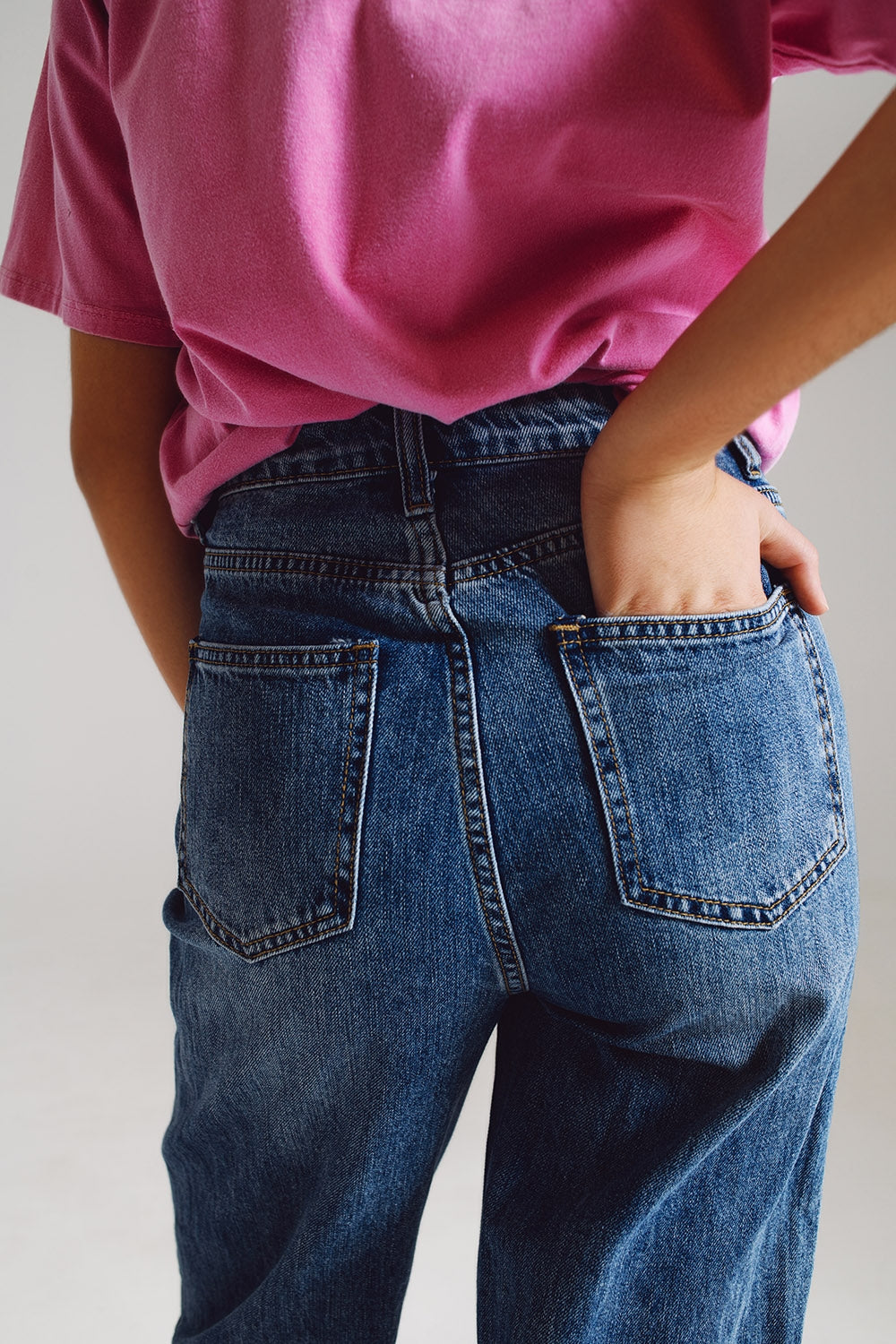 medium washed high-rise mom style jeans - Denim