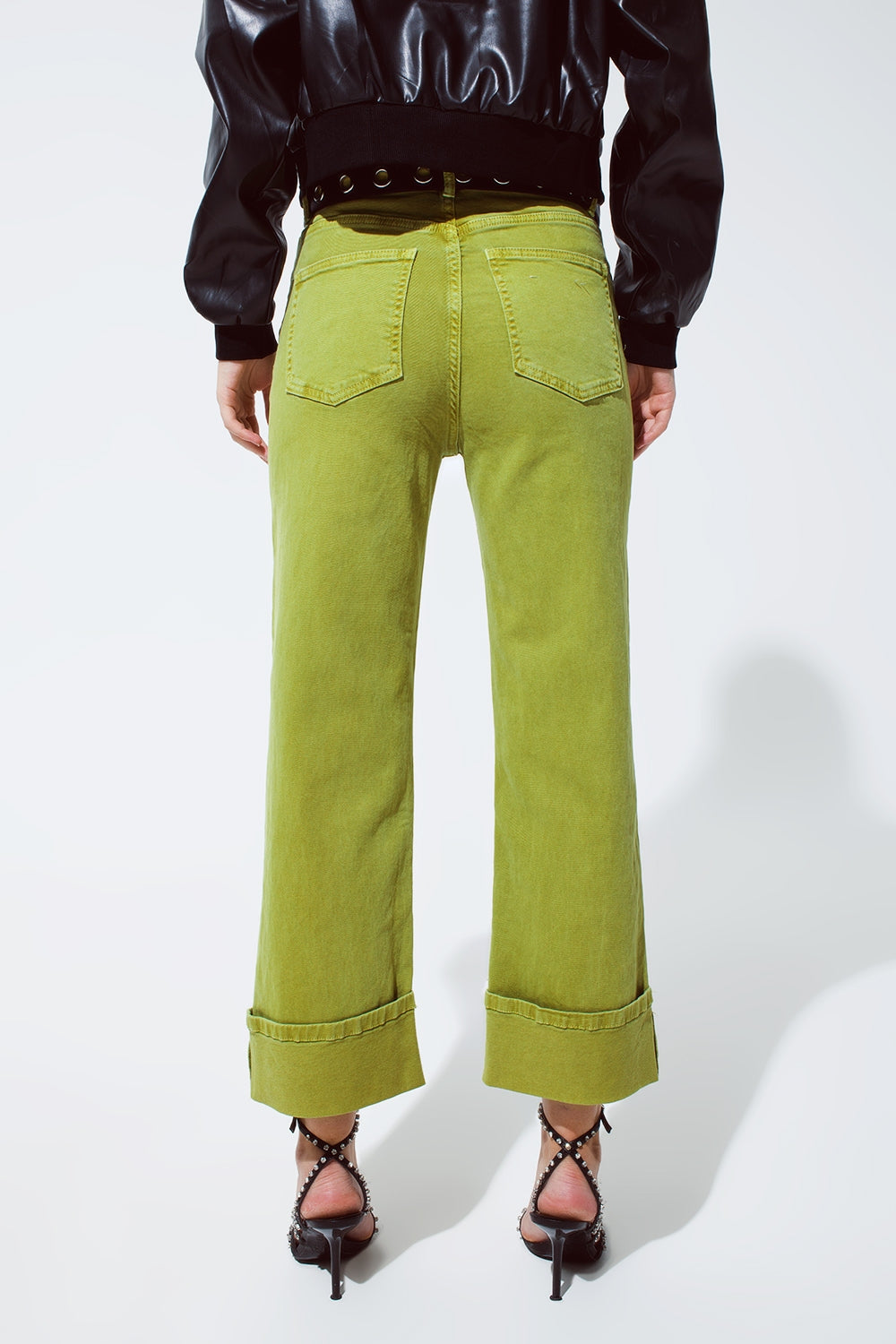 Straight Leg Jeans with Cropped Hem in olive green - Coloured Jeans