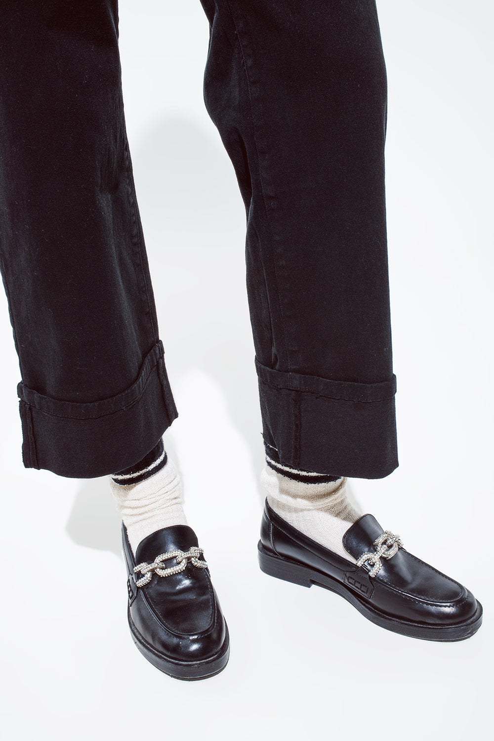 Straight leg jeans in black with folded trouser legs - Coloured Jeans