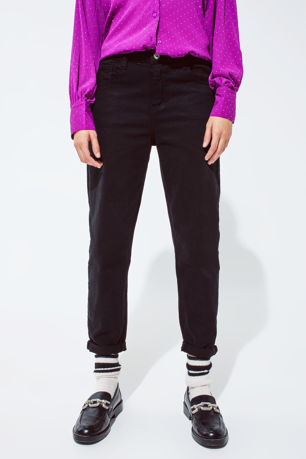 Cotton mid rise slouchy jean in black - Coloured Jeans