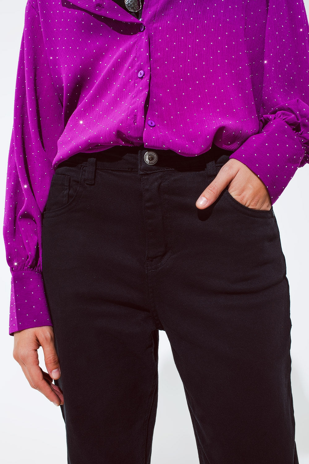 Cotton mid rise slouchy jean in black - Coloured Jeans