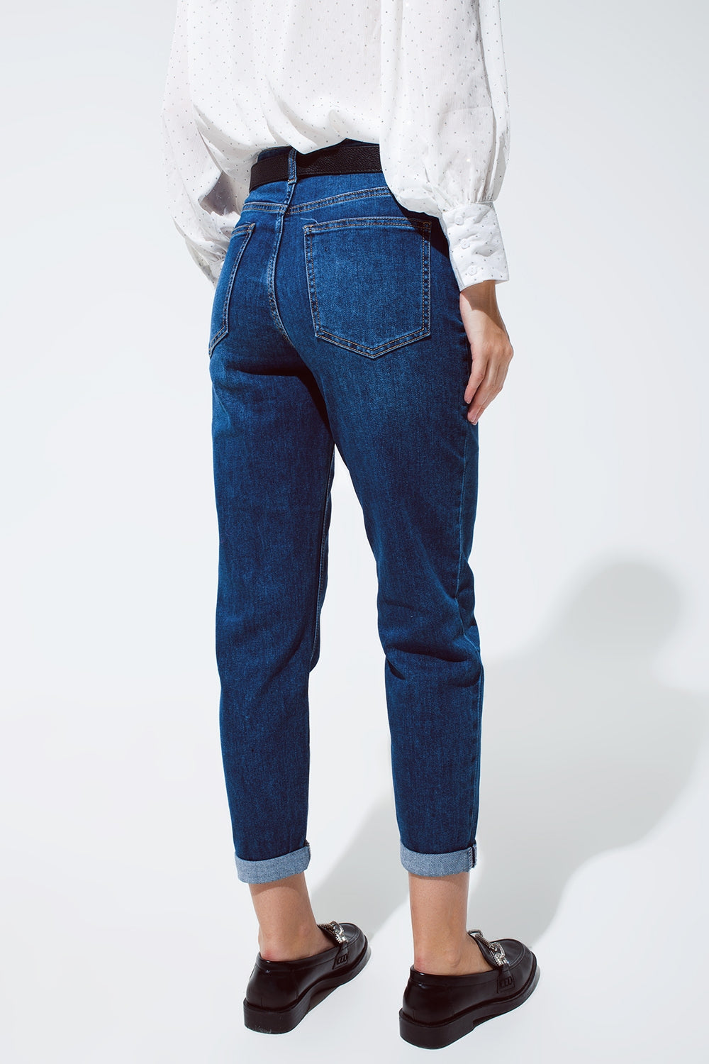 Mum Jeans in Medium Wash With Folded Hem - Denim