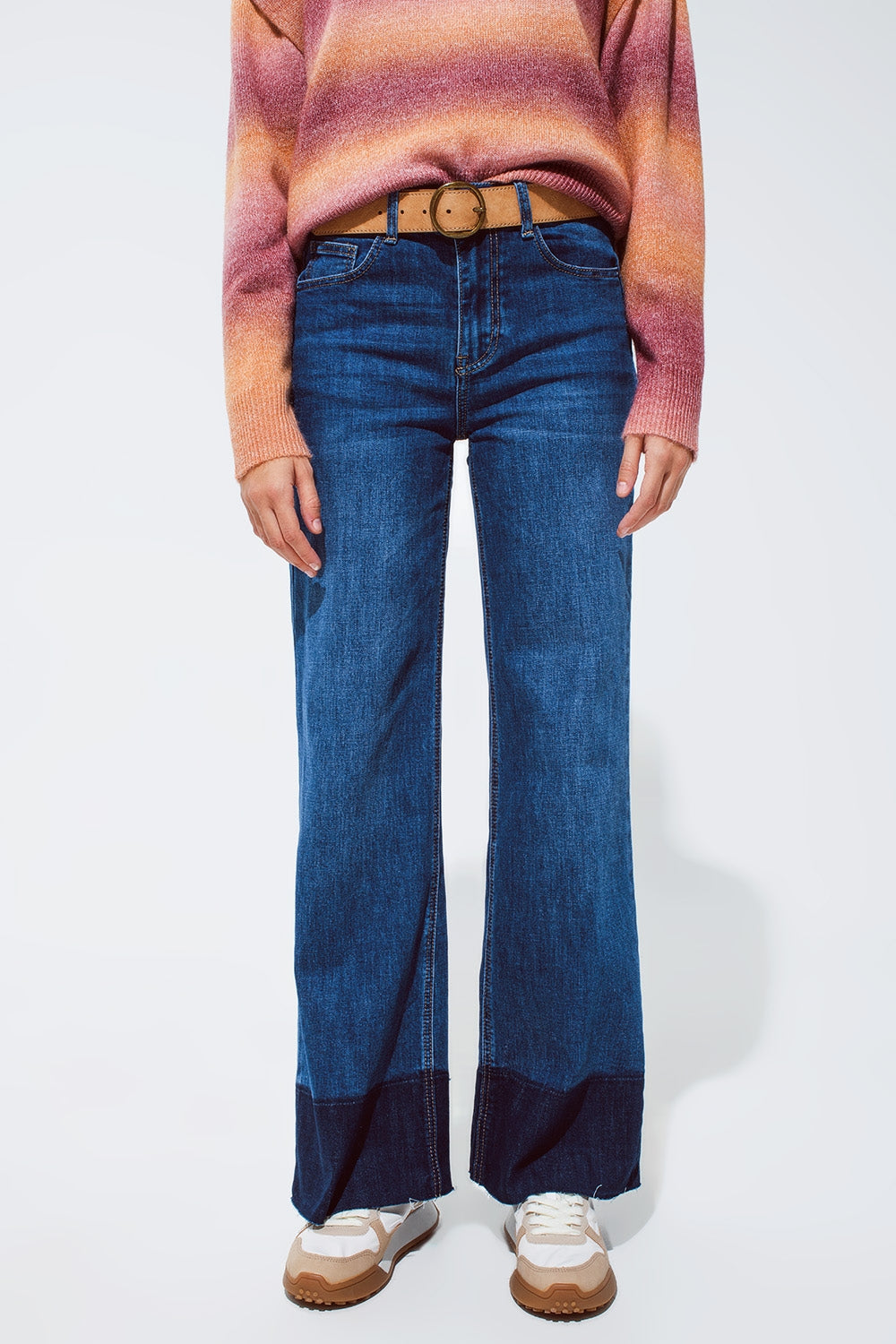 Blue flaired jeans with dark blue hem - Denim