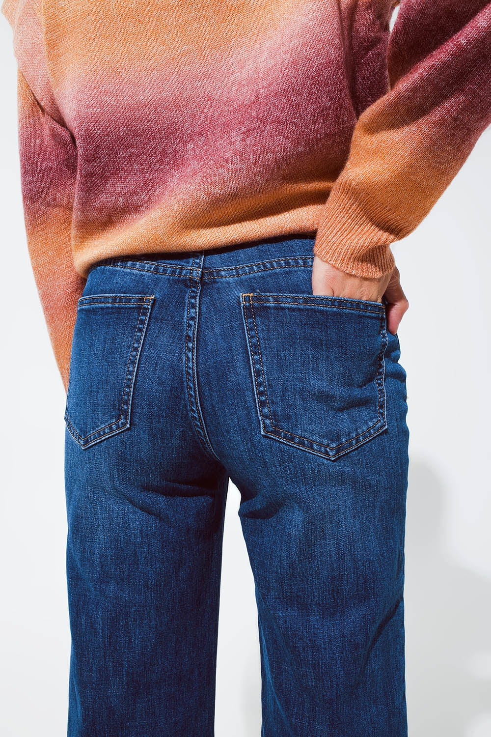 Blue flaired jeans with dark blue hem - Denim