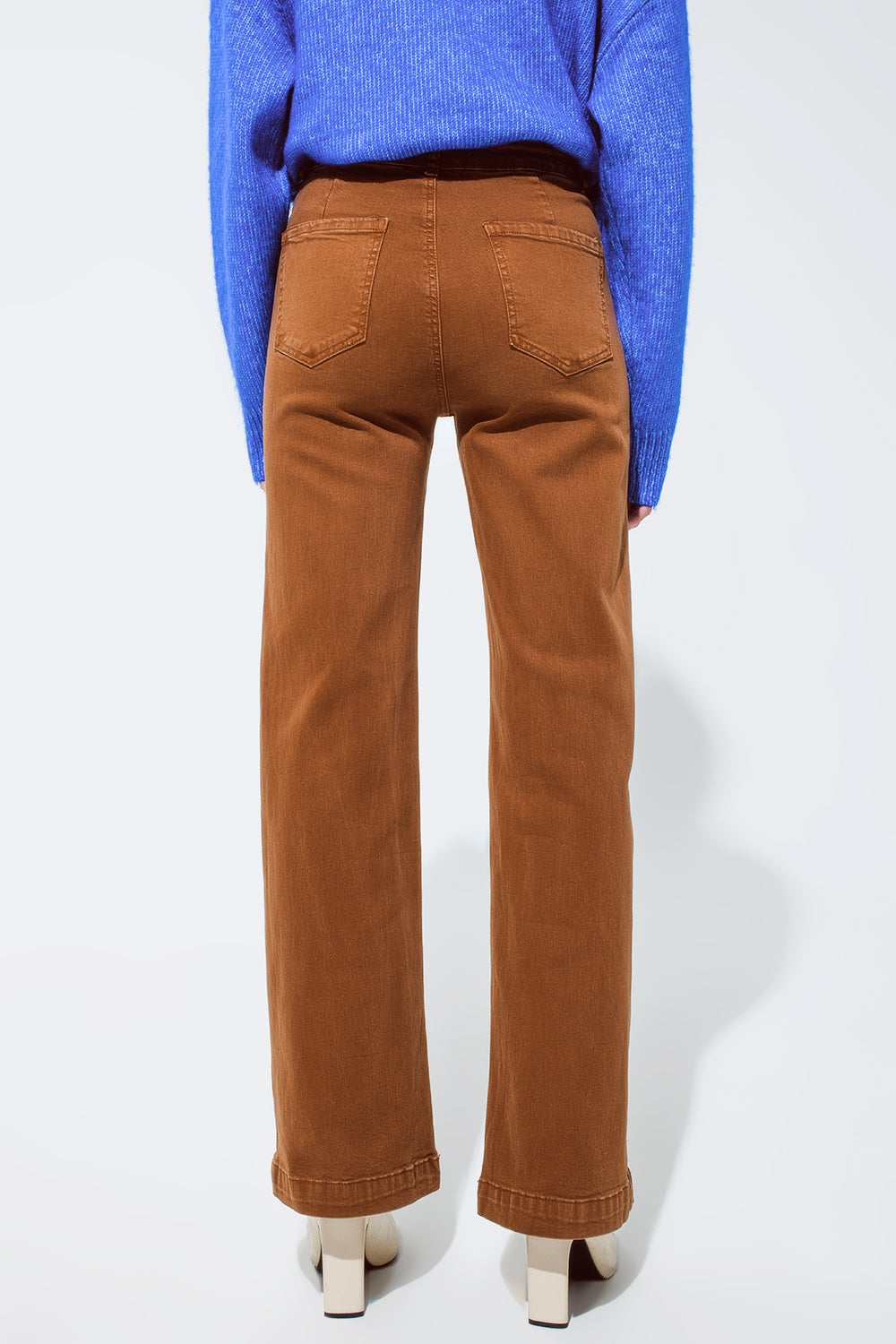 high waisted front pockets flare jeans in camel - Coloured Jeans