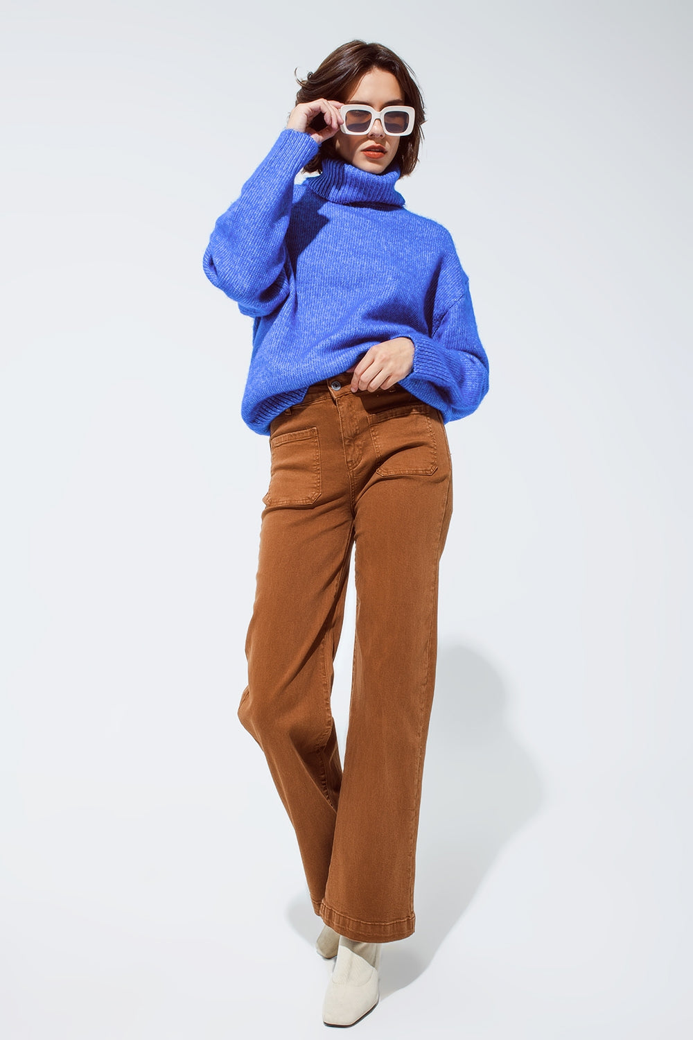 high waisted front pockets flare jeans in camel - Coloured Jeans