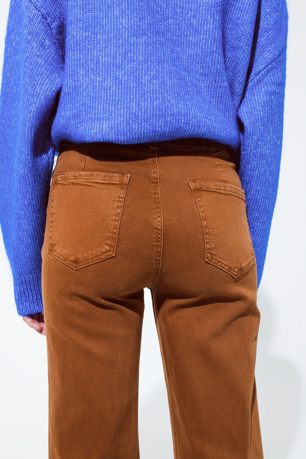 high waisted front pockets flare jeans in camel - Coloured Jeans