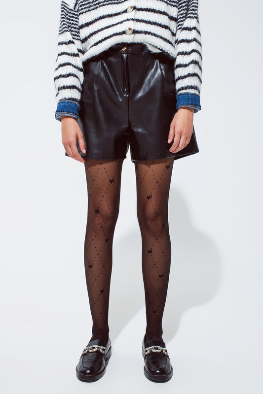 Faux leather oversized shorts with pleat down the front and pockets in black - trousers