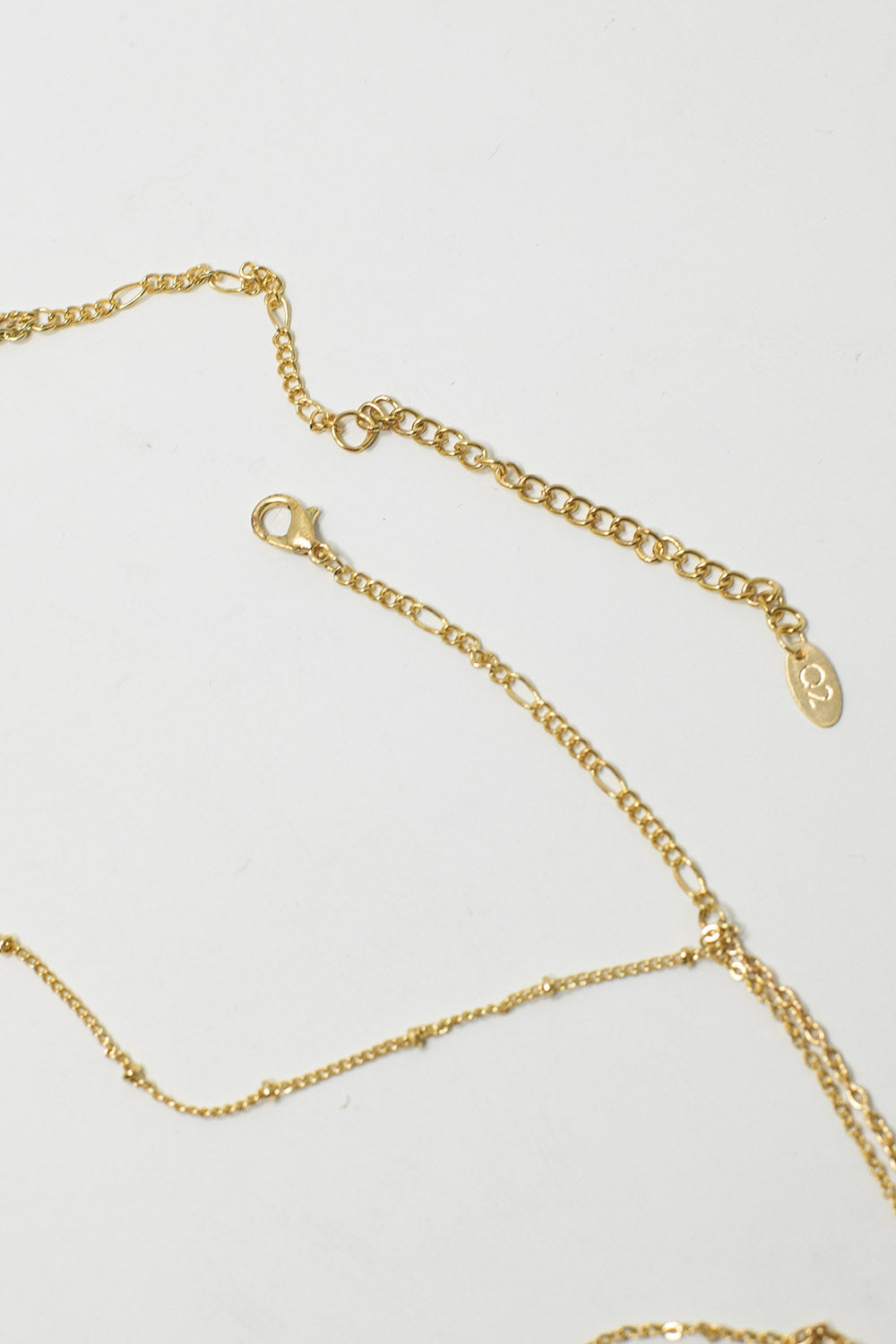 3 in 1 Necklace With Multicolor Beads and Golden Details