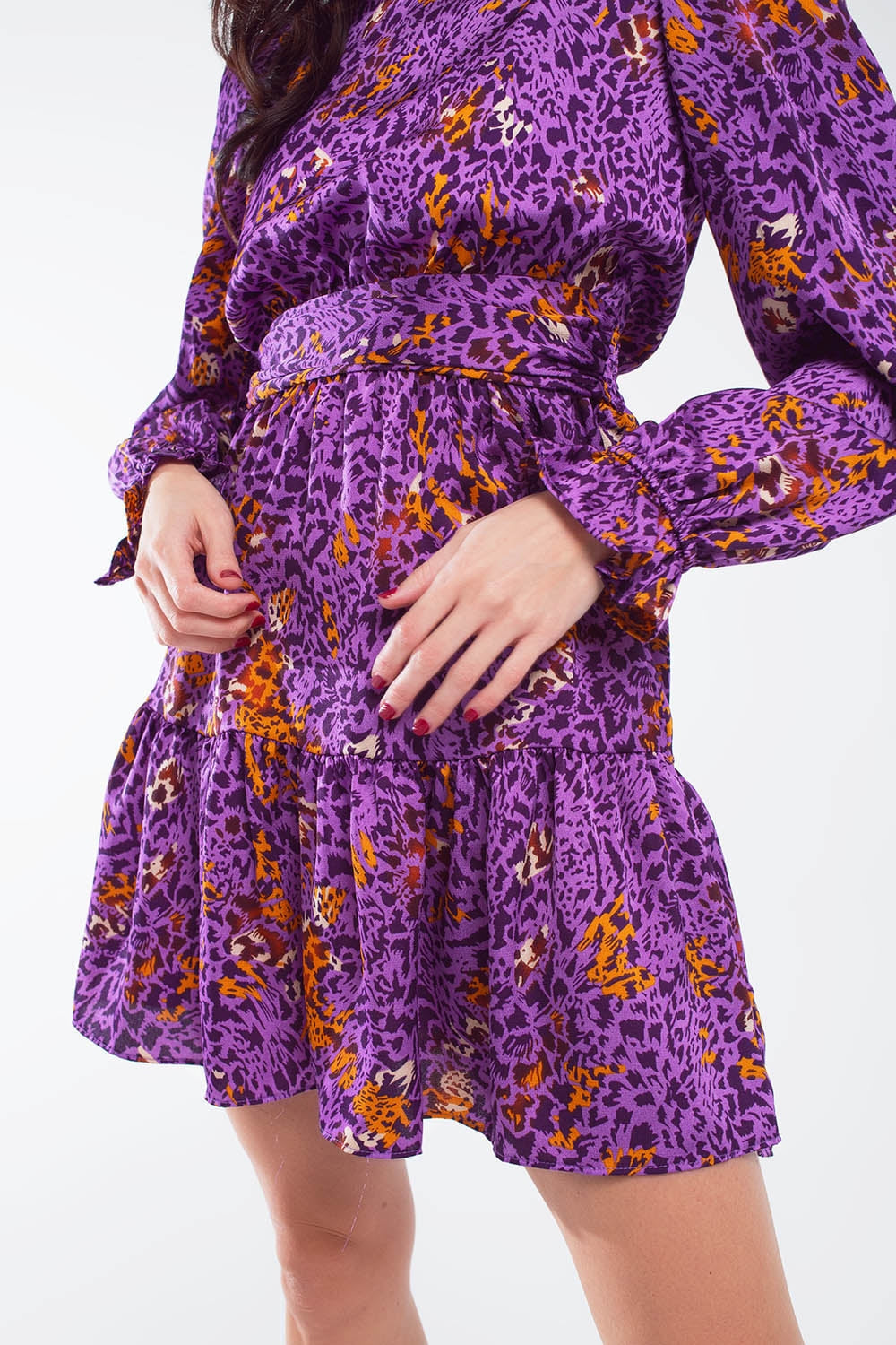 Short Printed Dress With Tiered Skirt and Ruffled Cuff in Purple - dress