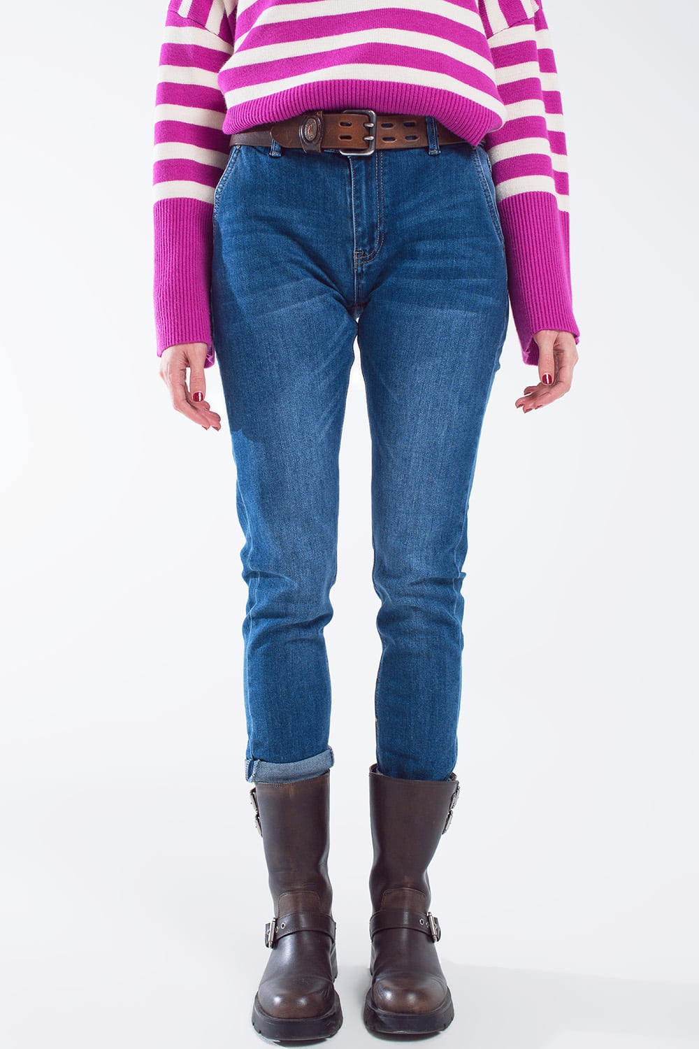 Basic Straigh Jeans With Side Pockets in Mid Wash - Denim