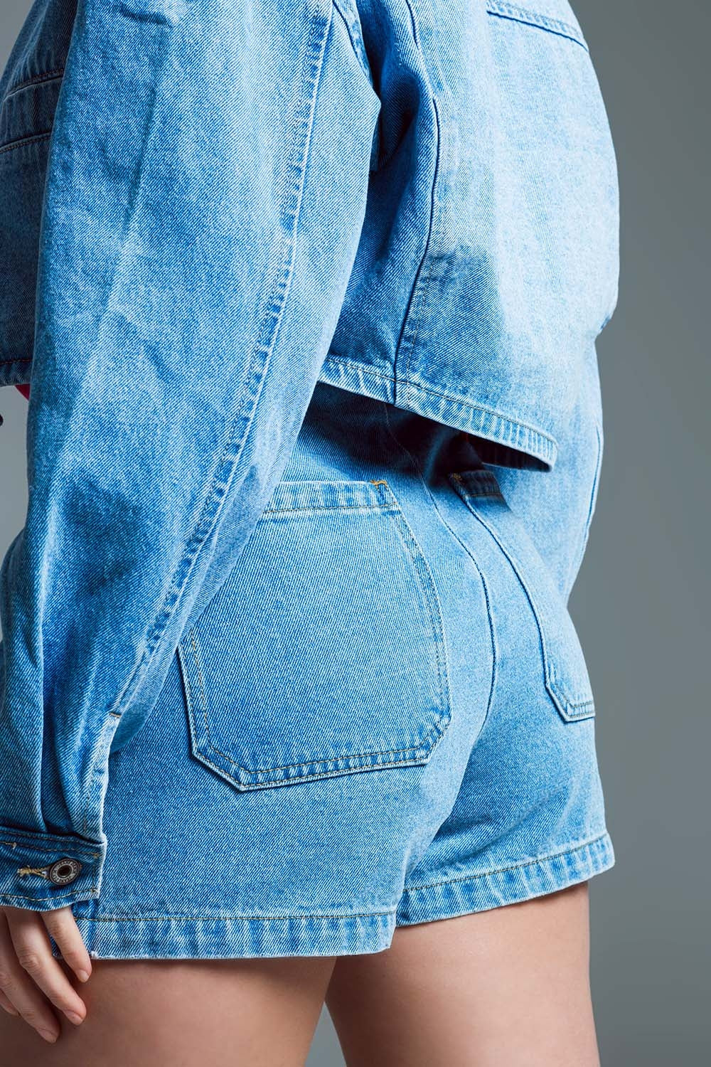 cropped relaxed denim jacket with chest welt pockets in light wash