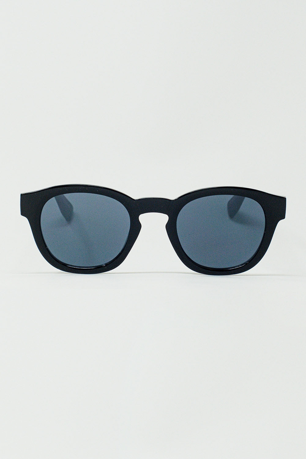 90's Round Sunglasses With Black Tinted Lenses and Black Frame - Sunglasses