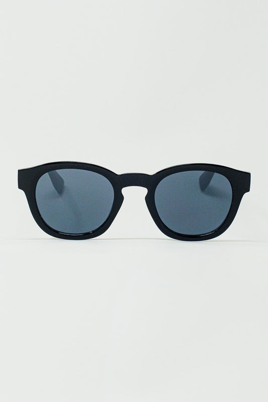 90's Round Sunglasses With Black Tinted Lenses and Black Frame - Sunglasses