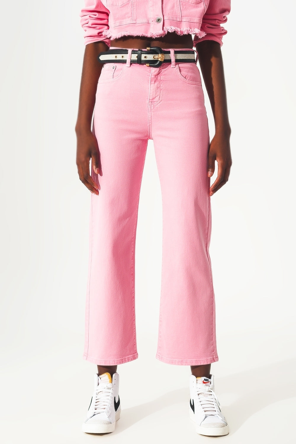 Cropped wide leg jeans in pink - Coloured Jeans