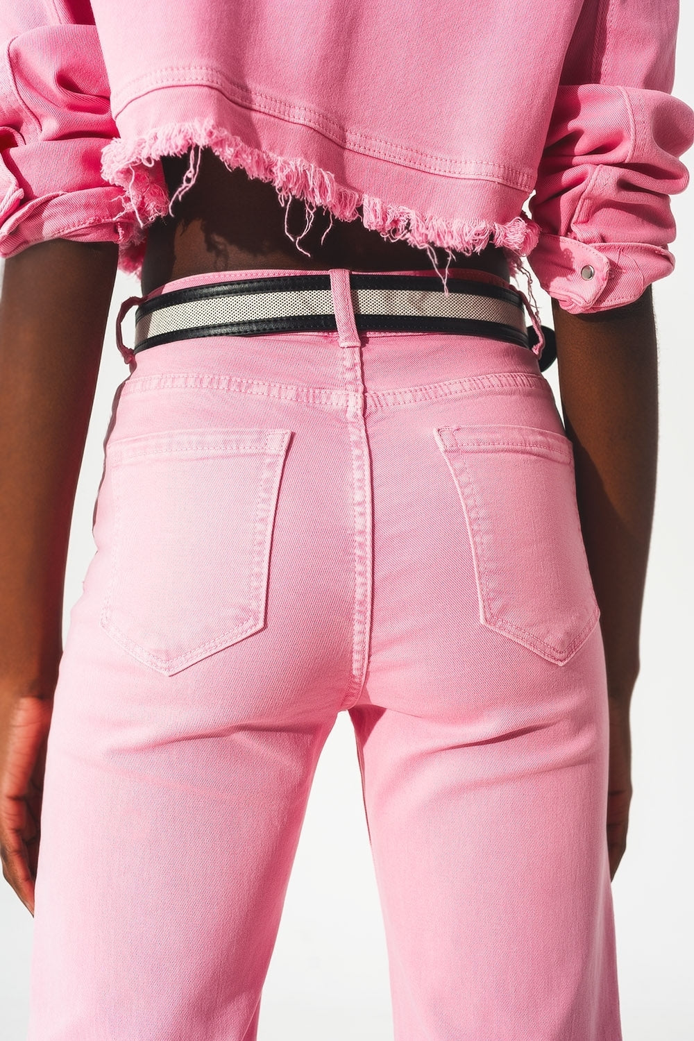 Cropped wide leg jeans in pink - Coloured Jeans