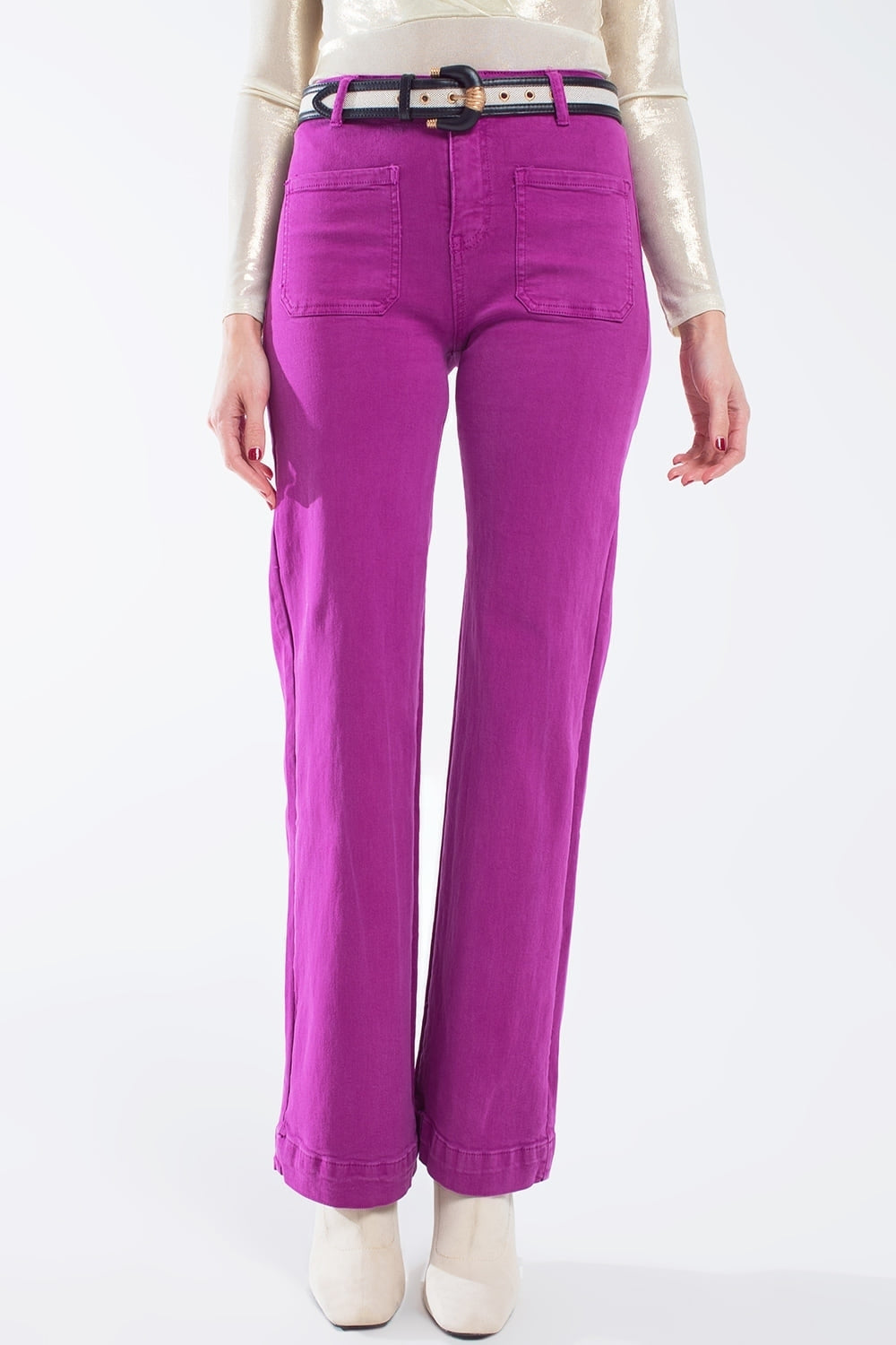 high waisted front pockets flare jeans in magenta - Coloured Jeans