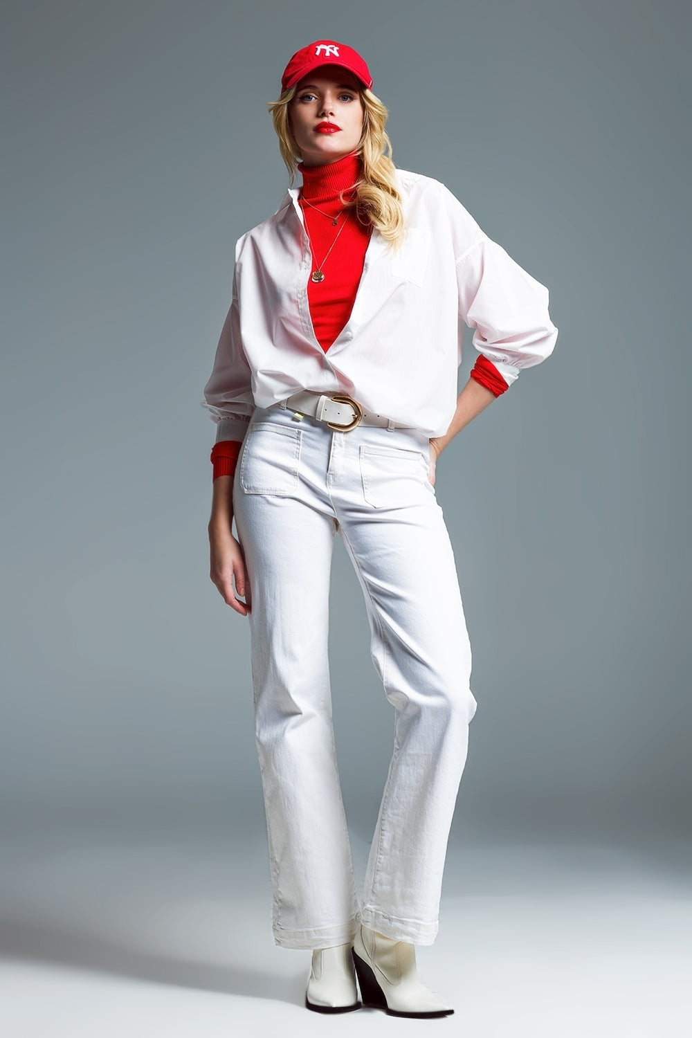 high waisted front pockets flare jeans in white - Coloured Jeans