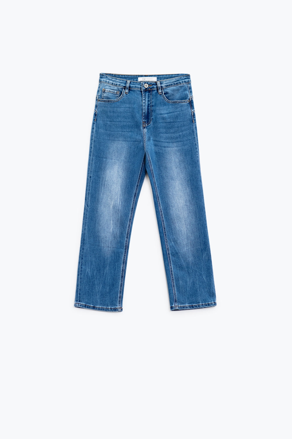 Basic straight jeans with five pockets and frontal metalic button closure - Denim