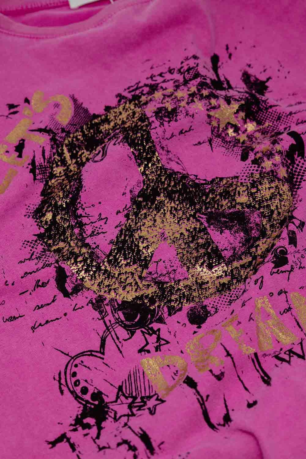 Short Sleeve T-shirt With Graphic Peace Sign Design At The Front In Fuchsia - top