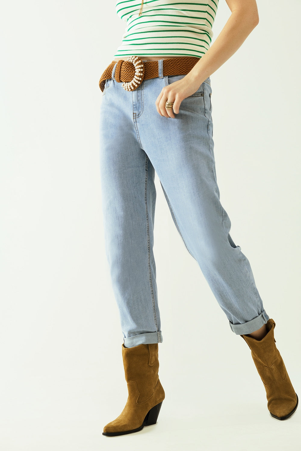 Boyfriend light blue jeans with stitching details on the edges - Denim