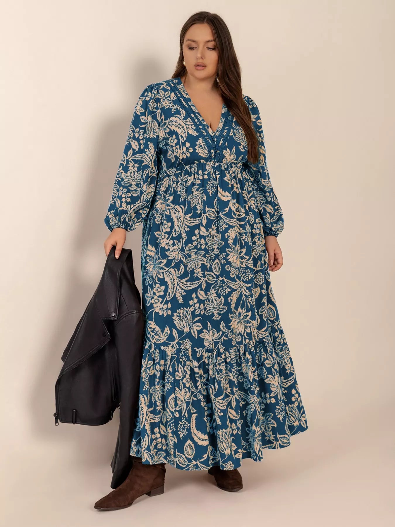 Plus Size Boho Floral Print Long Sleeve Maxi Dress -