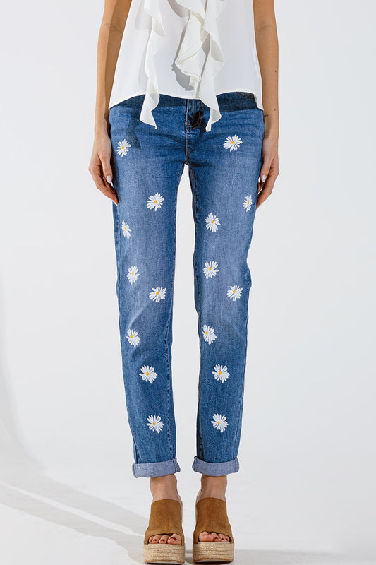 Skinny Jeans With Printed White Daisys In Mid Wash - Denim