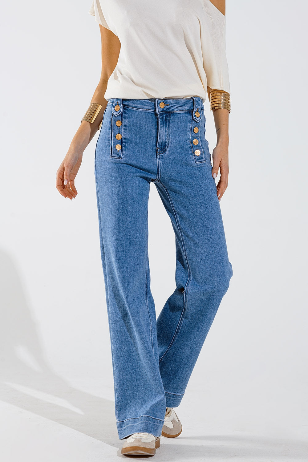 Straight Marine Style Jeans With Golden Buttons Details On The Side in Mid Blue - Denim