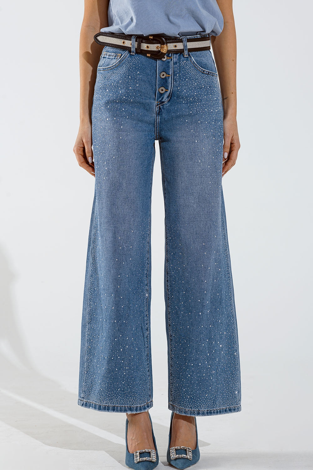 Wide Leg Jeans With Exposed Buttons And Stras Details in Mid Wash - Denim
