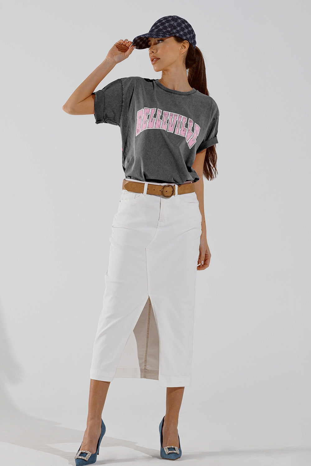 Grey Crew Neck T-shirt With Belleville text - top