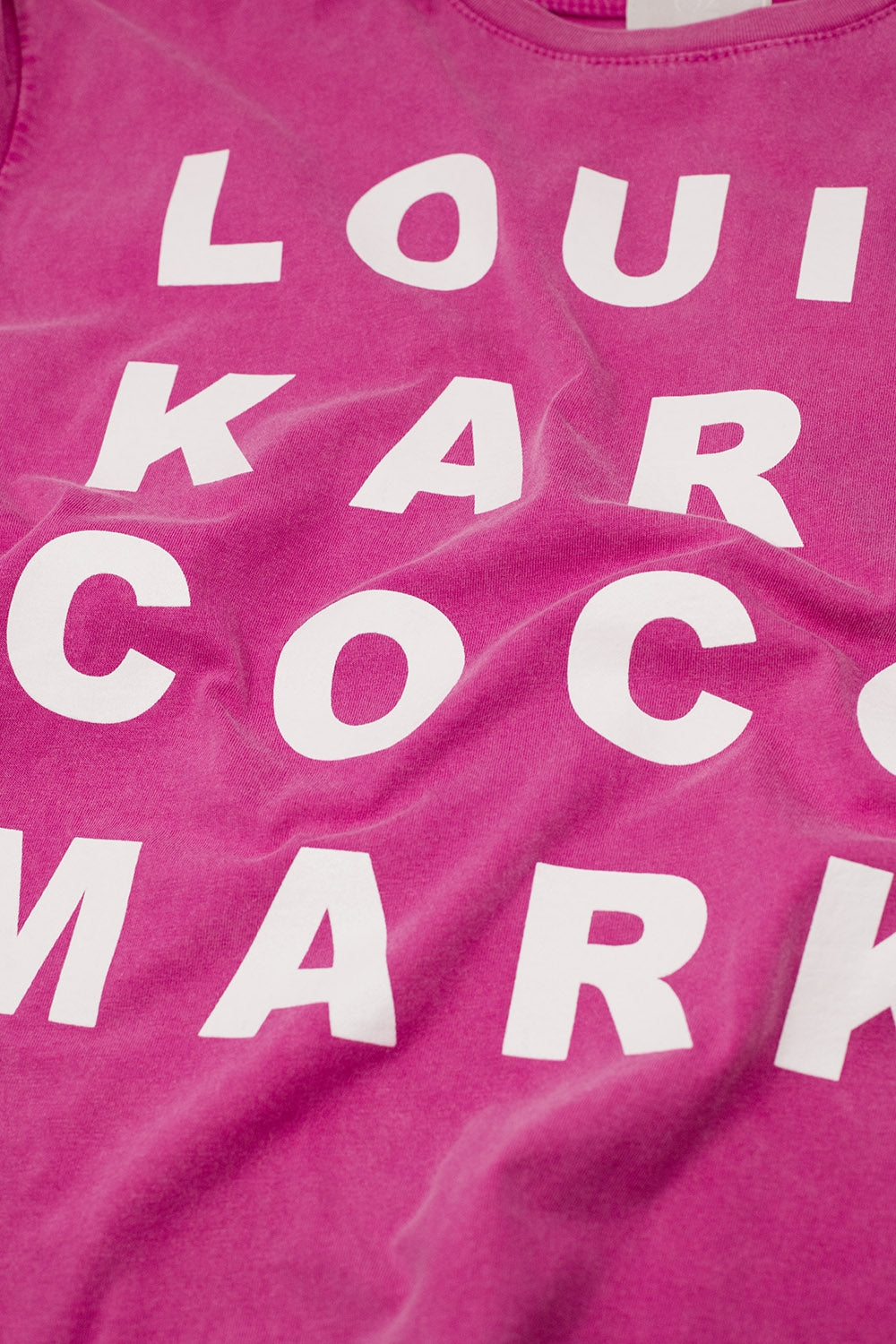 Fuchsia T-shirt With famous Names Logos At The Front - top