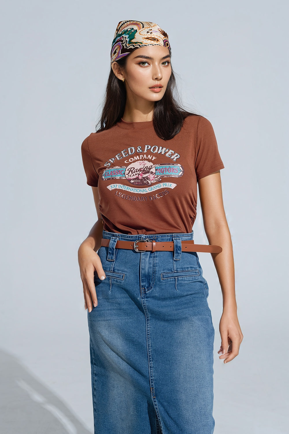 Brown Crew Neck T-shirt With Graphic Print - top