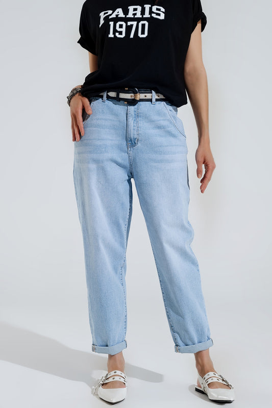 Light Wash Mom Jeans With Side Pockets - Denim
